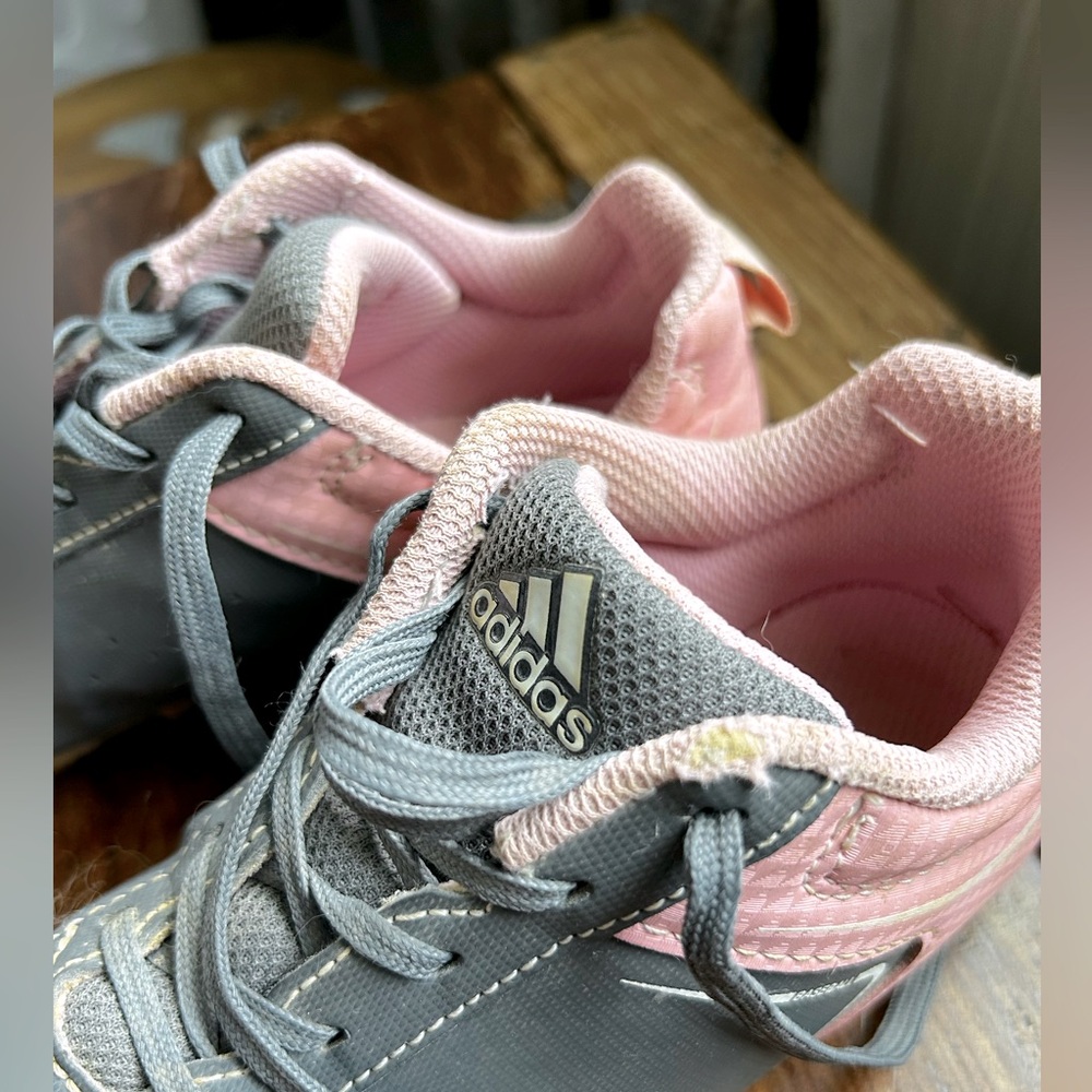 Children’s cleats - Picture 3 of 7